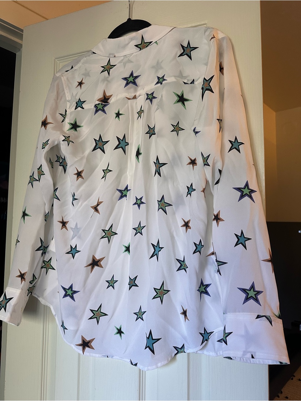 Womens Rails size Small star button up blouse - Picture 2 of 3